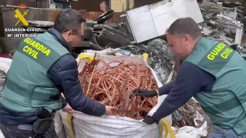 Se han recuperado unas 12 toneladas del metal sustraído. / GC