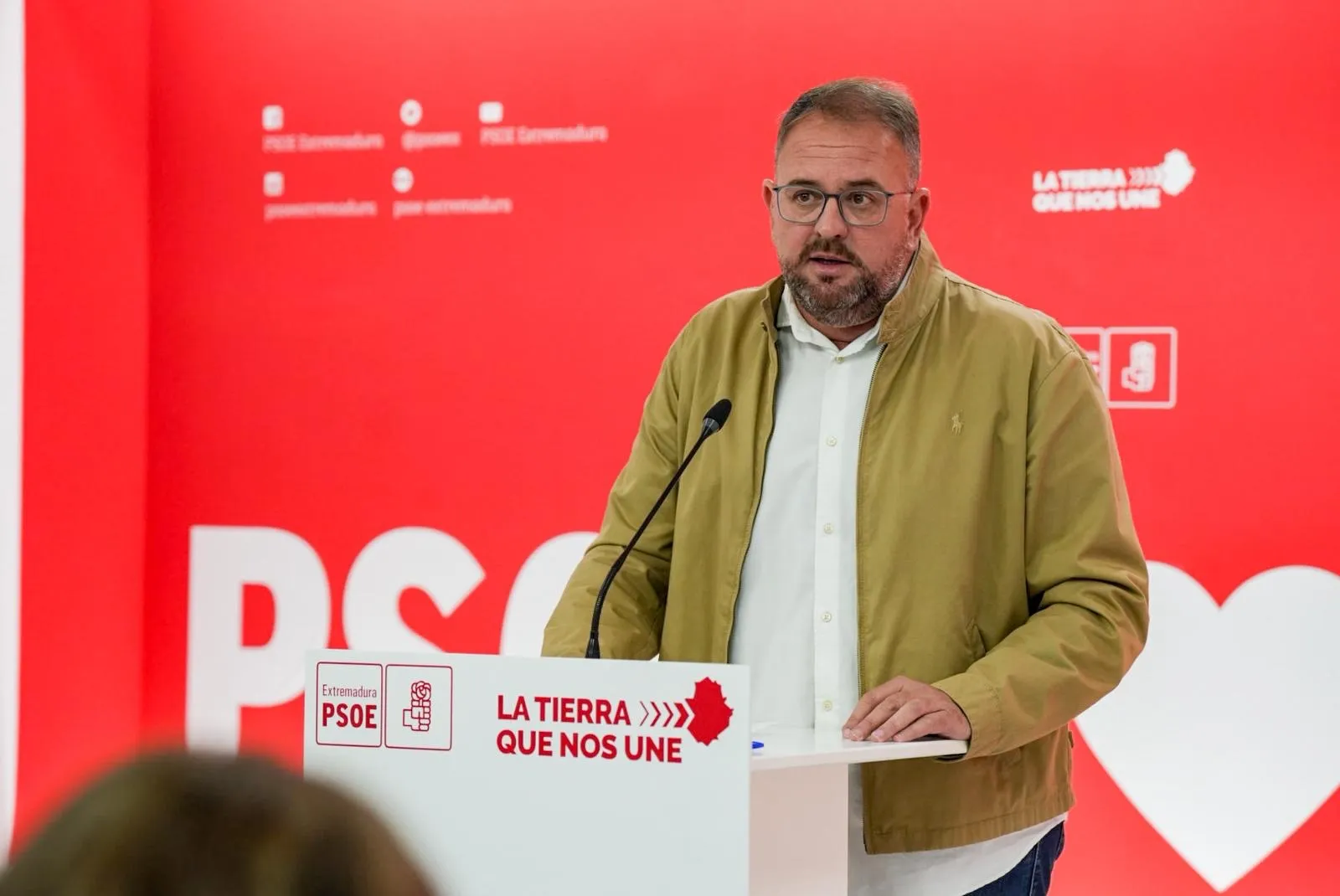 El portavoz del Comité Electoral del PSOE de Extremadura, Antonio Rodríguez Osuna. / LP