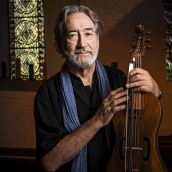 El aclamado violagambista y director de orquesta Jordi Saval. / LP El aclamado violagambista y director de orquesta Jordi Saval. / LP