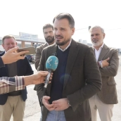 Abel Bautista atiende a los medios en Plasencia este domingo. / LP