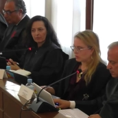 Informes finales presentados este lunes por Polonia Castellanos, presidenta de Abogados Cristianos, ante la Audiencia Provincial de Badajoz. / EP Informes finales presentados este lunes por Polonia Castellanos, presidenta de Abogados Cristianos, ante la Audiencia Provincial de Badajoz. / EP