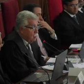El letrado José Ignacio Martín, que ejerce la defensa de Elisa Moriano, quien fuera directora del Área de Cultura. / LP El letrado José Ignacio Martín, que ejerce la defensa de Elisa Moriano, quien fuera directora del Área de Cultura. / LP