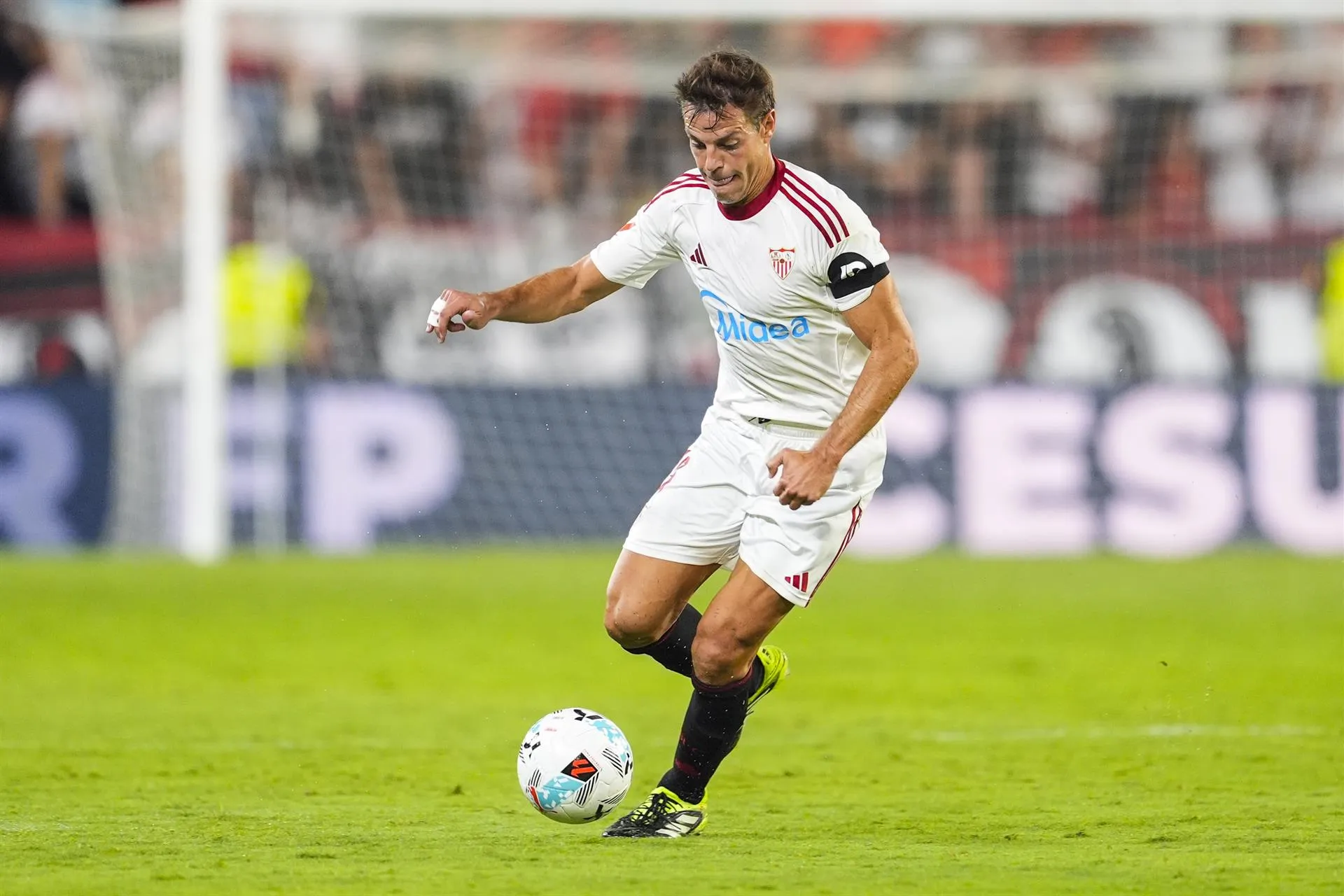 El defensa del Sevilla FC César Azpilicueta. / EP