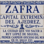 La Junta de Extremadura ha concedido a Zafra el título y tratamiento honorífico de "Capital Extremeña del Ajedrez". / LP La Junta de Extremadura ha concedido a Zafra el título y tratamiento honorífico de "Capital Extremeña del Ajedrez". / LP