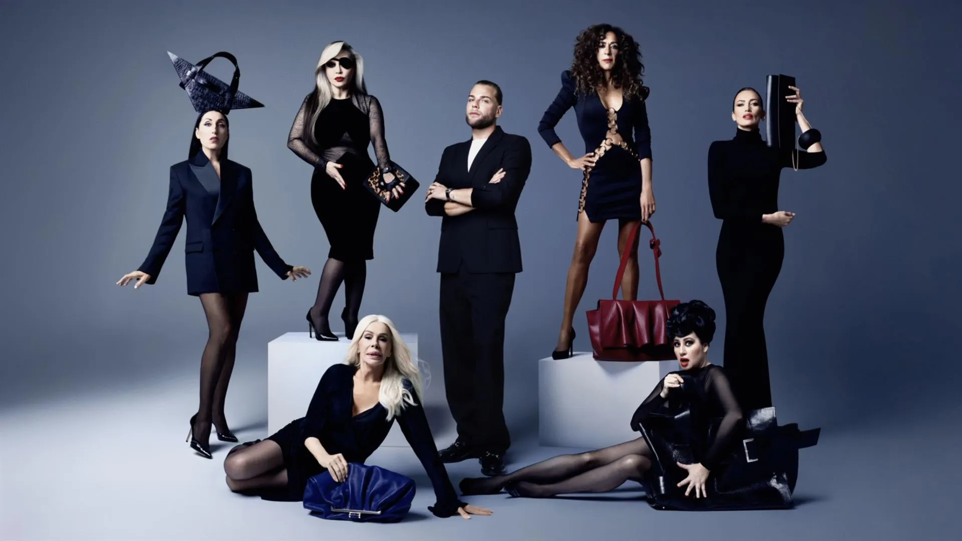 El Faro acogerá la exposición de la nueva colección de bolsos ‘Musas’ de Eduardo Navarrete. / LP