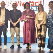 La delegada municipal de Accesibilidad Universal e Inclusión, Susana Fajardo, recogió el premio y afirmó que el reconocimiento “pertenece a toda la ciudad". / LP