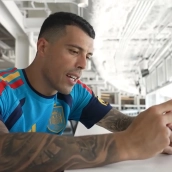 Pedro Porro conversa con su abuelo desde Estados Unidos. / SELECCION ESPAÑOLA