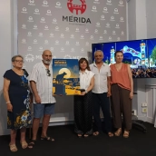 El cartel Destellos en el Valle, del emeritense Jesús Vinagre Mateo, será la imagen de la Feria de Mérida 2026. / LP