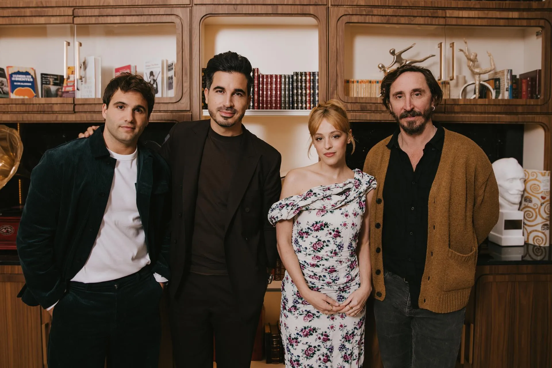 Javier Castillo vuelve a Netflix con 'El cuco de cristal', un "thriller emocional sobre personajes muy rotos". / EP