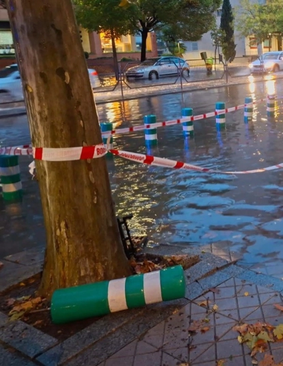 inundaciones de calles en Cáceres este jueves. / LP