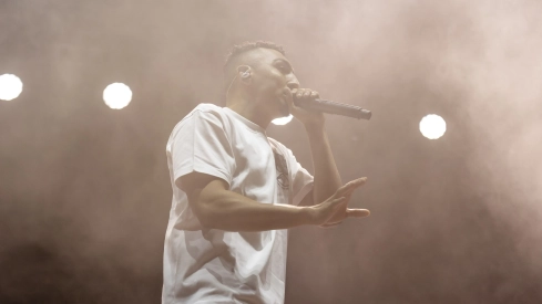 Morad pone el broche de oro al Alcazaba Festival