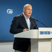 El secretario general del Partido Popular (PP), Miguel Tellado, este viernes. / LP