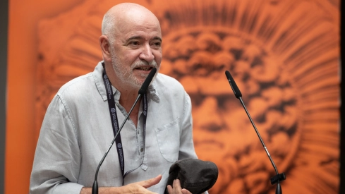 Presentación la comedia de la olla. / Jero Morales