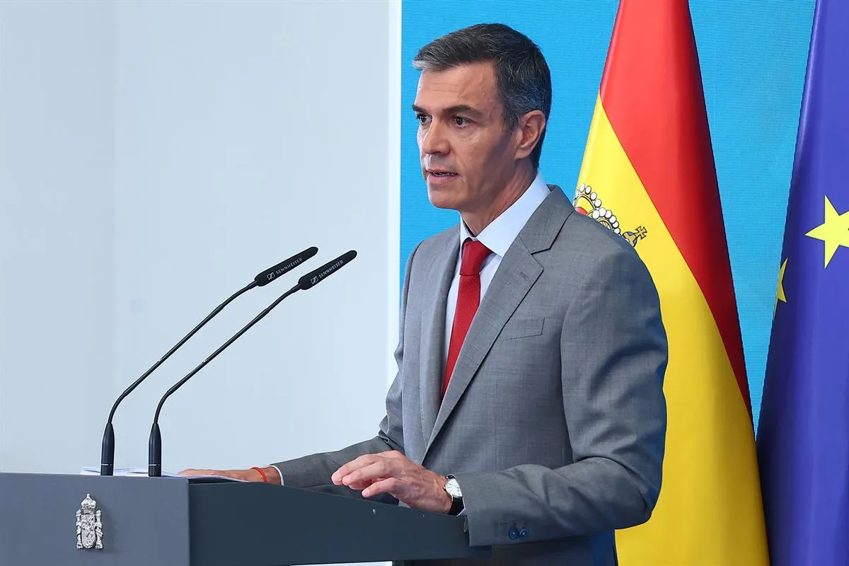 El presidente del Gobierno, Pedro Sánchez, en una rueda de prensa en La Moncloa. / LP El presidente del Gobierno, Pedro Sánchez, en una rueda de prensa en La Moncloa. / LP