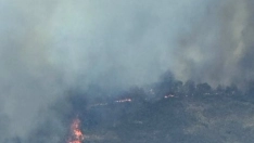 El fuego se quedó a 11,5 kilómetros del Parque Nacional de Monfragüe. / LP