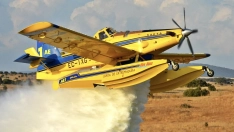 En la zona se encuentran dos unidades de bomberos forestales terrestres y otras dos helitransportadas. / LP