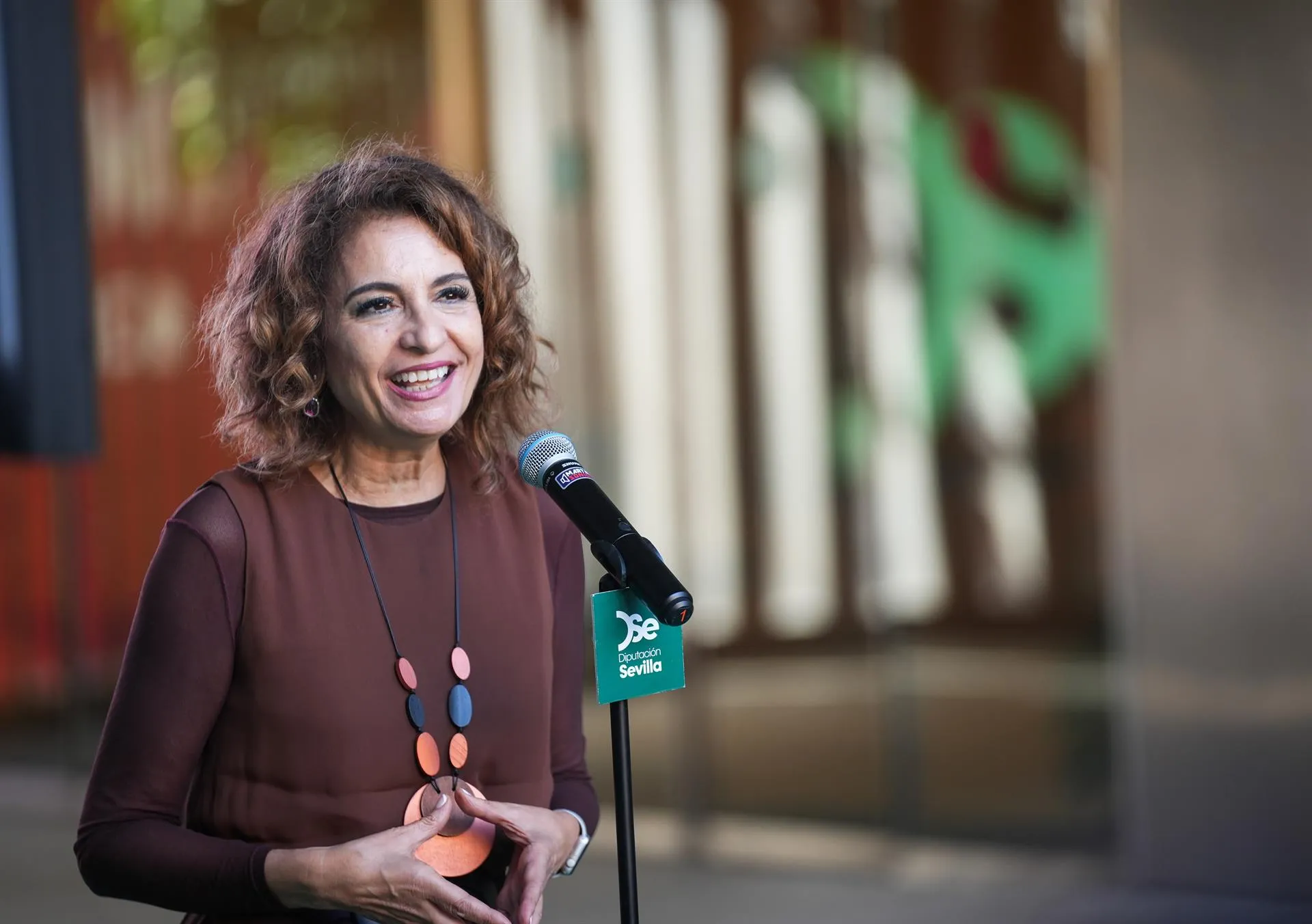 La vicepresidenta primera y ministra de Hacienda, María Jesús Montero. / LP