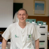 El programa ha sido desarrollado por el doctor Luis Miguel Luengo, responsable de la Unidad de Nutrición Clínica y Dietética del HUB. / LP El programa ha sido desarrollado por el doctor Luis Miguel Luengo, responsable de la Unidad de Nutrición Clínica y Dietética del HUB. / LP