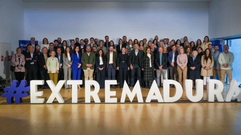 Candidatos del PP a la Asamblea de Extremadura. / LP