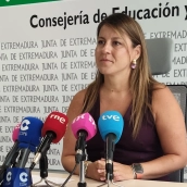 Sandra Valencia, consejera de Educación y Formación Profesional este jueves en Mérida. / LP 