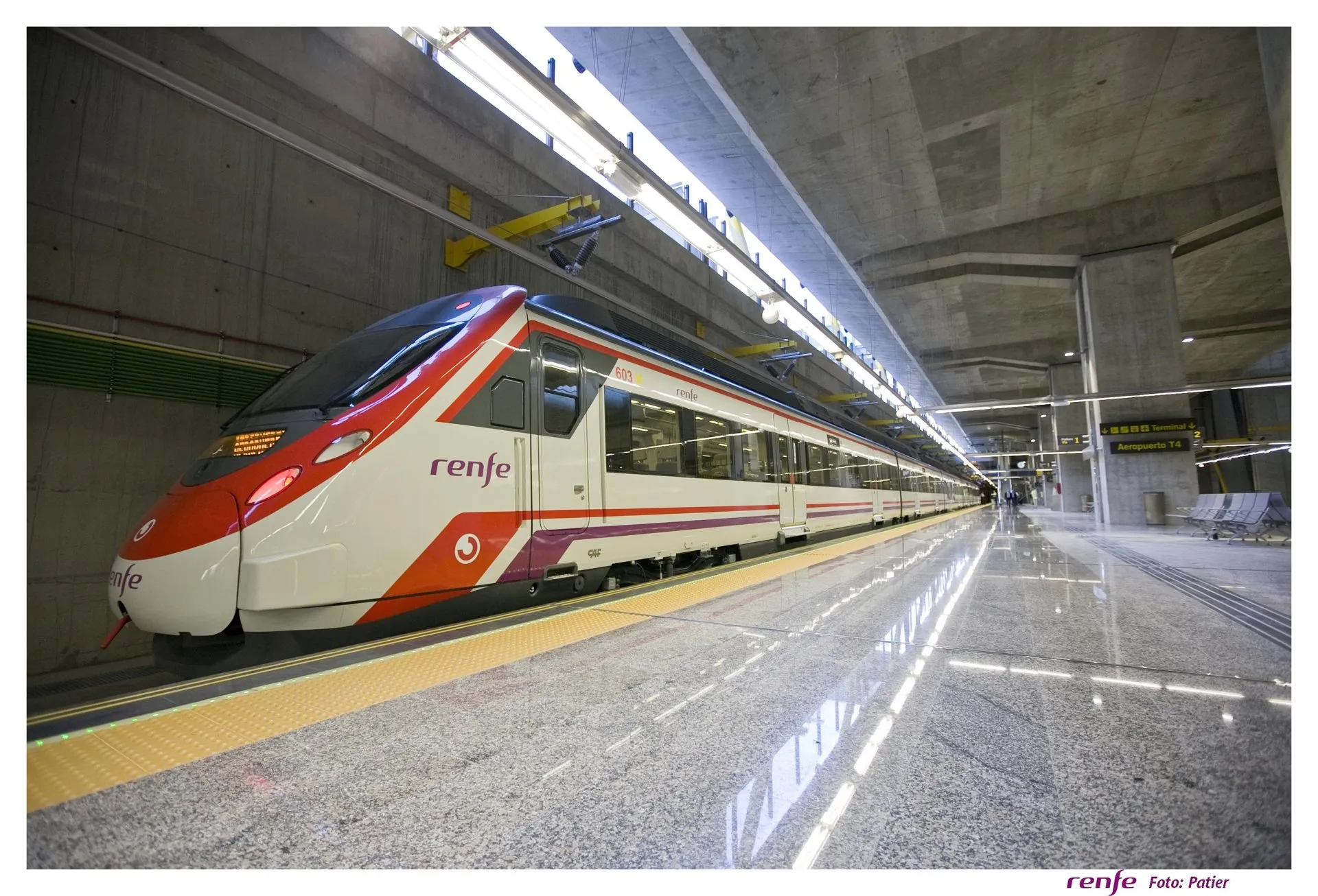 El abono único de transportes ha superado los 4,5 millones de viajes en tren y autobús desde su puesta en marcha el pasado mes de enero. / LP El abono único de transportes ha superado los 4,5 millones de viajes en tren y autobús desde su puesta en marcha el pasado mes de enero. / LP