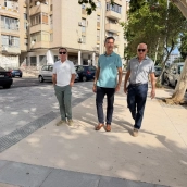 El Ayuntamiento de Cáceres ha renovado 1.233 metros cuadrados del pavimento en la avenida de Cervantes. / LP El Ayuntamiento de Cáceres ha renovado 1.233 metros cuadrados del pavimento en la avenida de Cervantes. / LP
