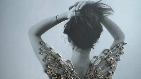 Portada del documental 'No estás loca. La verdad sobre la violencia vicaria', / LP