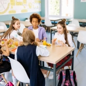 La Junta de Extremadura prepara una modificación de las ayudas individualizadas de transporte y comedor escolar. / LP La Junta de Extremadura prepara una modificación de las ayudas individualizadas de transporte y comedor escolar. / LP