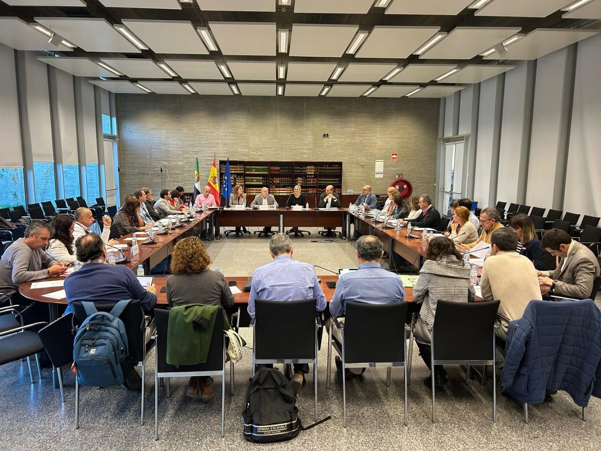 Reunión de la Mesa General de Negociación. / LP