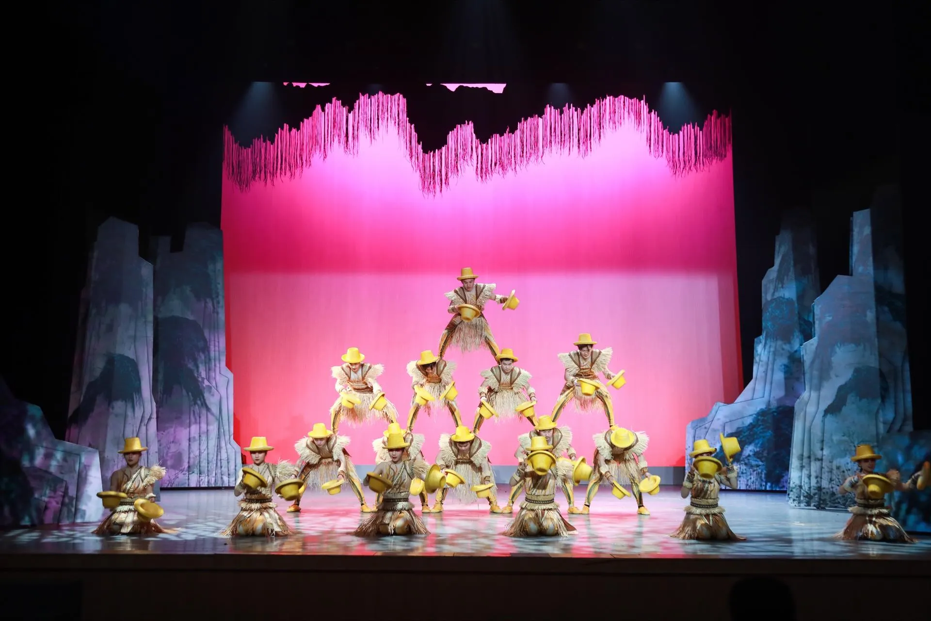 El Gran Circo Acrobático de China estará este Noviembre en Badajoz. / LP