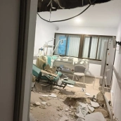 Techo caído en el Hospital de Villanueva-Don Benito esta madrugada. / CEDIDA