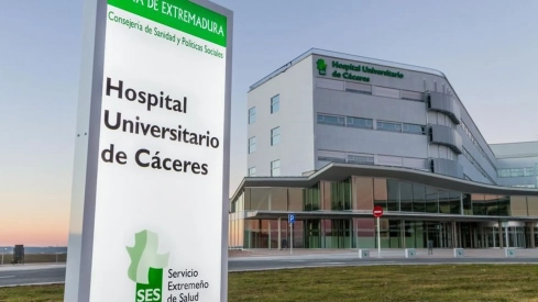 Hospital Universitario de Cáceres. / LP