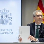 el ministro de Hacienda, Arcadi España. / LP