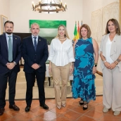 La presidenta de la Junta de Extremadura, María Guardiola, será reconocida el próximo 22 de octubre en un acto en el Senado. / LP