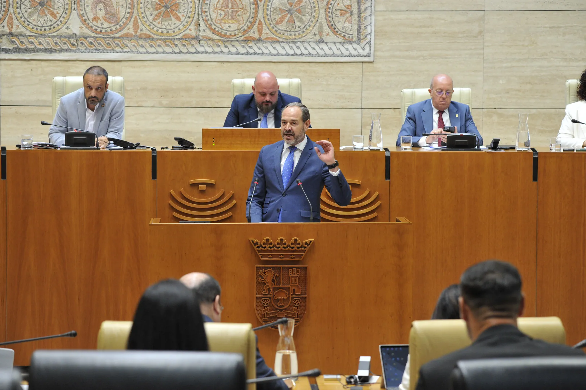 El consejero de Infraestructuras, Transporte y Vivienda, Francisco José Ramírez, defendió la norma. / LP El consejero de Infraestructuras, Transporte y Vivienda, Francisco José Ramírez, defendió la norma. / LP
