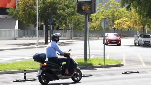 La Aemet sitúa a 12 comunidades autónomas en nivel amarillo por valores térmicos elevados. / LP 