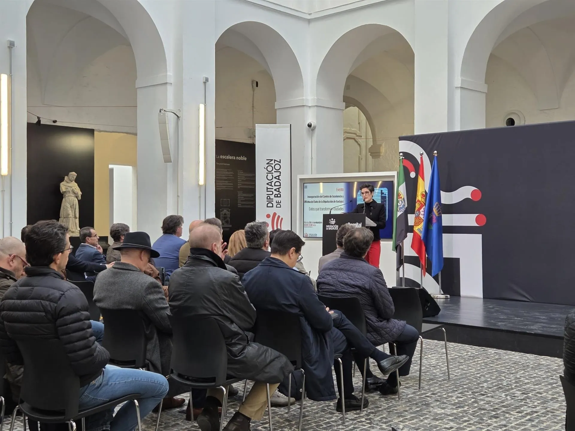 Presentación del Centro de Excelencia y Oficina del Dato (CEOD). / LP