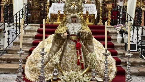 Nuestra Señora del Rosario, perteneciente a la Cofradía de Santo Domingo de Guzmán, en Jerez de los Caballeros. / CEDIDA