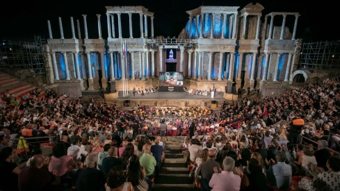 El teatro romano de Mérida acoge la entrega de las Medallas de Extremadura cada 7 de septiembre. / LP El teatro romano de Mérida acoge la entrega de las Medallas de Extremadura cada 7 de septiembre. / LP