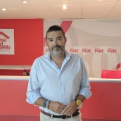 Fernando López Salazar ha presentado este lunes su precandidatura a las primarias del PSOE para optar a la Alcaldía de Badajoz. / EP Fernando López Salazar ha presentado este lunes su precandidatura a las primarias del PSOE para optar a la Alcaldía de Badajoz. / EP