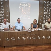 Presentación de las primeras Jornadas Cinegéticas y Gastronómicas de La Albuera este lunes. / LP Presentación de las primeras Jornadas Cinegéticas y Gastronómicas de La Albuera este lunes. / LP