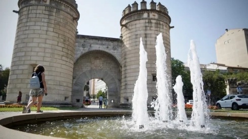 Puerta de Palmas en Badajoz, que abrirá hoy y mañana al visitante junto a otros monumentos. / LP Puerta de Palmas en Badajoz, que abrirá hoy y mañana al visitante junto a otros monumentos. / LP
