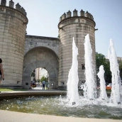 Puerta de Palmas en Badajoz, que abrirá hoy y mañana al visitante junto a otros monumentos. / LP Puerta de Palmas en Badajoz, que abrirá hoy y mañana al visitante junto a otros monumentos. / LP