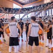 El Club Deportivo Baloncesto Ciudad de Badajoz pasará a competir esta temporada bajo la denominación IREN BCB. / LP El Club Deportivo Baloncesto Ciudad de Badajoz pasará a competir esta temporada bajo la denominación IREN BCB. / LP
