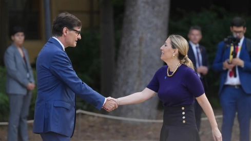 El presidente de la Generalitat, Salvador Illa, con la presidenta de Extremadura, María Guardiola, en una imagen de archivo. / EP El presidente de la Generalitat, Salvador Illa, con la presidenta de Extremadura, María Guardiola, en una imagen de archivo. / EP