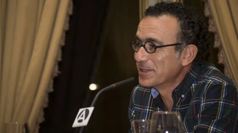 El escritor extremeño Diego Doncel, nacido en Malpartida de Cáceres en 1964, ha ganado el Premio Literario Jaén de Novela por Largo das almas. / LP El escritor extremeño Diego Doncel, nacido en Malpartida de Cáceres en 1964, ha ganado el Premio Literario Jaén de Novela por Largo das almas. / LP