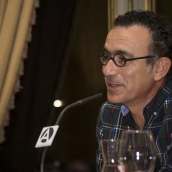 El escritor extremeño Diego Doncel, nacido en Malpartida de Cáceres en 1964, ha ganado el Premio Literario Jaén de Novela por Largo das almas. / LP El escritor extremeño Diego Doncel, nacido en Malpartida de Cáceres en 1964, ha ganado el Premio Literario Jaén de Novela por Largo das almas. / LP
