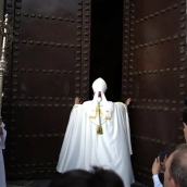 La Catedral Metropolitana de Badajoz ha abierto este jueves su Puerta Santa. / ARZOBISPADO DE MÉRIDA-BADAJOZ La Catedral Metropolitana de Badajoz ha abierto este jueves su Puerta Santa. / ARZOBISPADO DE MÉRIDA-BADAJOZ