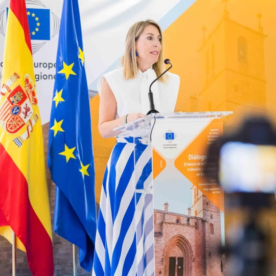 La presidenta de la Junta de Extremadura, María Guardiola, este viernes en Cáceres. / LP