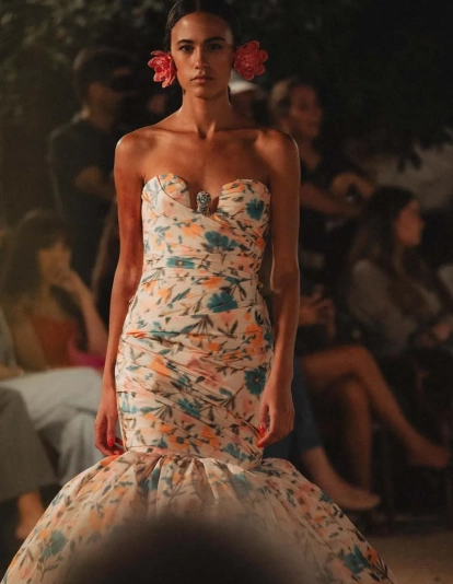 Desfile de Redondo Brand.
